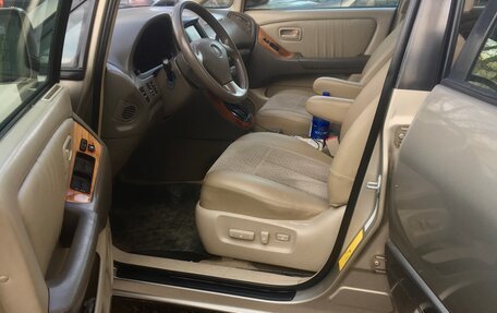 Lexus RX IV рестайлинг, 1999 год, 639 000 рублей, 18 фотография
