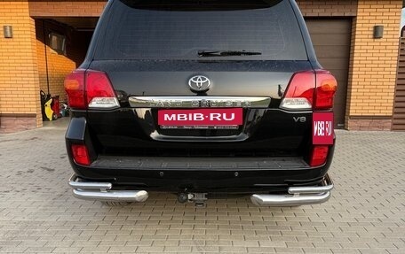 Toyota Land Cruiser 200, 2014 год, 3 800 000 рублей, 6 фотография