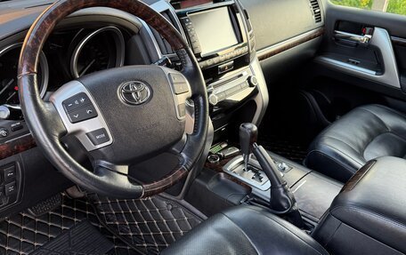 Toyota Land Cruiser 200, 2014 год, 3 800 000 рублей, 13 фотография