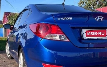 Hyundai Solaris II рестайлинг, 2012 год, 950 000 рублей, 5 фотография