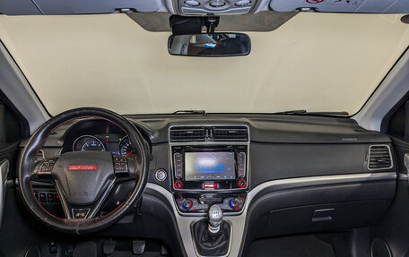 Haval H6, 2016 год, 950 000 рублей, 14 фотография
