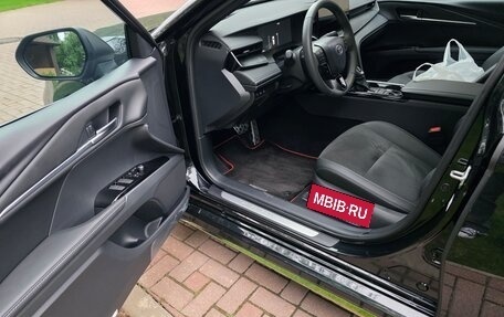 Toyota Camry, 2024 год, 4 090 000 рублей, 10 фотография