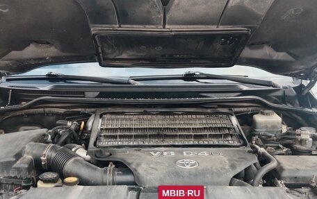Toyota Land Cruiser 200, 2008 год, 2 320 000 рублей, 8 фотография
