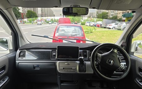 Honda Stepwgn II рестайлинг, 2003 год, 1 200 000 рублей, 5 фотография