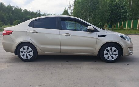 KIA Rio III рестайлинг, 2012 год, 750 000 рублей, 2 фотография