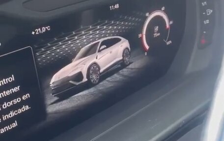 Lamborghini Urus I, 2025 год, 52 000 000 рублей, 6 фотография