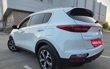 KIA Sportage IV рестайлинг, 2019 год, 2 590 000 рублей, 6 фотография