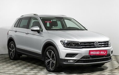 Volkswagen Tiguan II, 2018 год, 2 579 898 рублей, 3 фотография