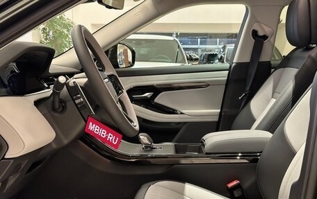 Land Rover Range Rover Evoque II, 2024 год, 7 950 000 рублей, 9 фотография