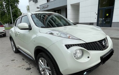 Nissan Juke II, 2011 год, 1 000 000 рублей, 2 фотография