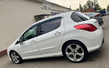 Peugeot 308 II, 2011 год, 600 000 рублей, 2 фотография