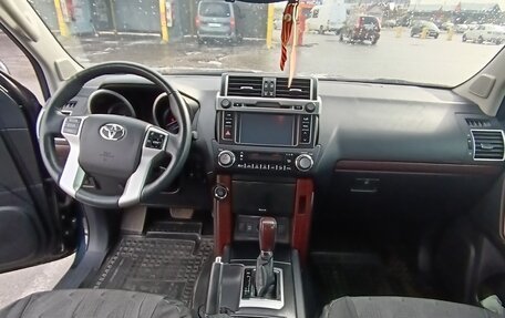 Toyota Land Cruiser Prado 150 рестайлинг 2, 2017 год, 3 950 000 рублей, 1 фотография