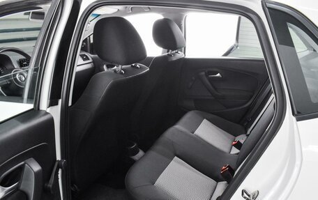 Volkswagen Polo VI (EU Market), 2010 год, 825 000 рублей, 11 фотография