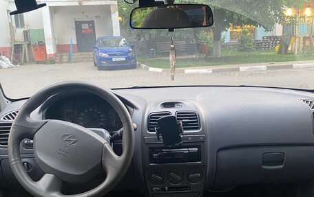 Hyundai Accent II, 2004 год, 280 000 рублей, 9 фотография