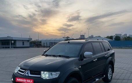 Mitsubishi Pajero Sport II рестайлинг, 2014 год, 1 790 000 рублей, 2 фотография