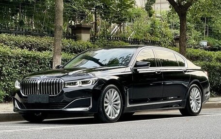 BMW 7 серия, 2021 год, 5 600 000 рублей, 1 фотография