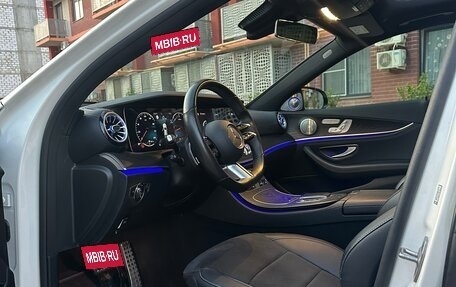 Mercedes-Benz E-Класс, 2021 год, 5 600 000 рублей, 9 фотография