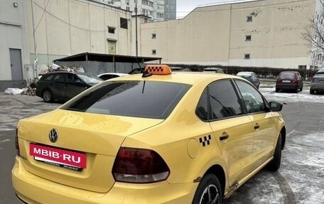 Volkswagen Polo VI (EU Market), 2017 год, 450 000 рублей, 3 фотография