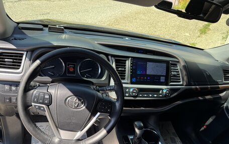 Toyota Highlander III, 2014 год, 3 350 000 рублей, 8 фотография