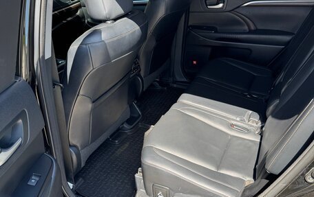Toyota Highlander III, 2014 год, 3 350 000 рублей, 13 фотография