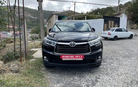 Toyota Highlander III, 2014 год, 3 350 000 рублей, 14 фотография