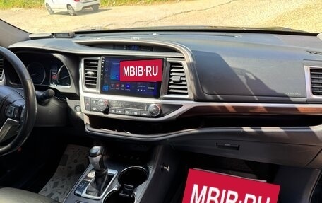 Toyota Highlander III, 2014 год, 3 350 000 рублей, 11 фотография