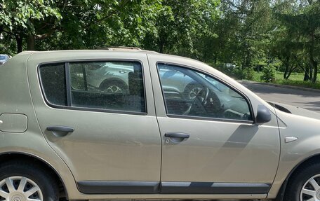 Renault Logan I, 2011 год, 670 000 рублей, 8 фотография