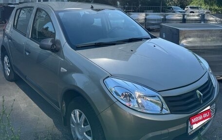 Renault Logan I, 2011 год, 670 000 рублей, 3 фотография
