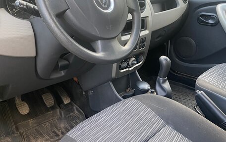Renault Logan I, 2011 год, 670 000 рублей, 22 фотография