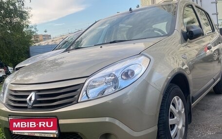 Renault Logan I, 2011 год, 670 000 рублей, 18 фотография
