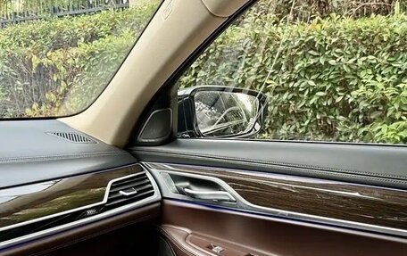 BMW 7 серия, 2021 год, 5 600 000 рублей, 13 фотография