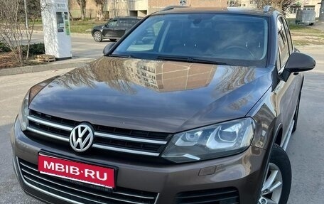 Volkswagen Touareg III, 2012 год, 2 550 000 рублей, 1 фотография
