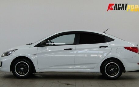 Hyundai Solaris II рестайлинг, 2012 год, 640 000 рублей, 2 фотография