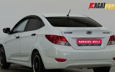Hyundai Solaris II рестайлинг, 2012 год, 640 000 рублей, 3 фотография