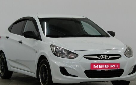Hyundai Solaris II рестайлинг, 2012 год, 640 000 рублей, 8 фотография