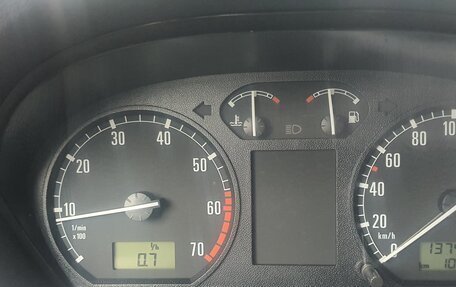 Skoda Fabia I, 2002 год, 300 000 рублей, 11 фотография