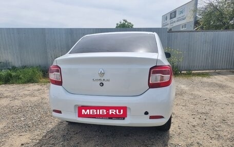 Renault Logan II, 2018 год, 670 000 рублей, 2 фотография