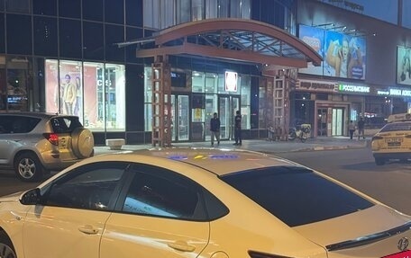 Hyundai Solaris II рестайлинг, 2017 год, 699 999 рублей, 3 фотография