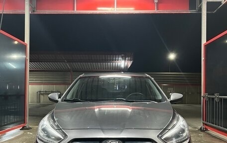 Hyundai Solaris II рестайлинг, 2014 год, 930 000 рублей, 1 фотография