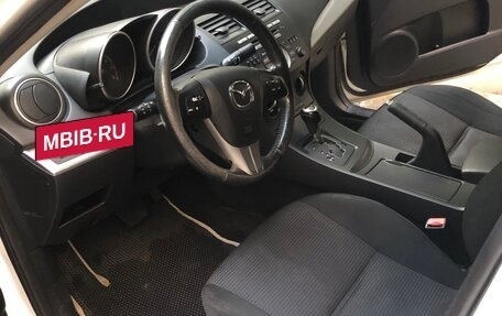Mazda 3, 2013 год, 900 000 рублей, 10 фотография
