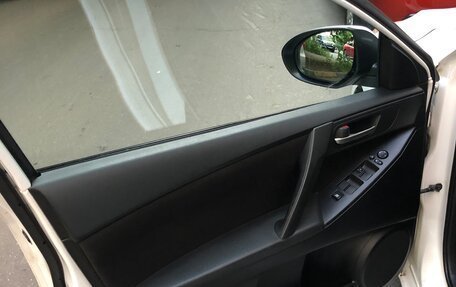 Mazda 3, 2013 год, 900 000 рублей, 16 фотография