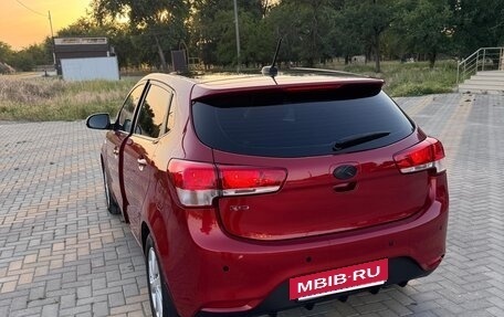 KIA Rio III рестайлинг, 2017 год, 930 000 рублей, 4 фотография