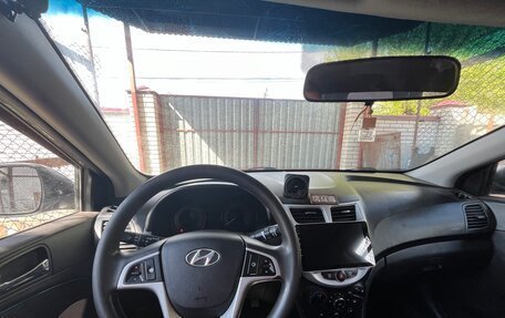 Hyundai Solaris II рестайлинг, 2014 год, 930 000 рублей, 8 фотография