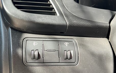 Hyundai Solaris II рестайлинг, 2014 год, 930 000 рублей, 27 фотография