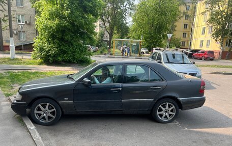 Mercedes-Benz C-Класс, 1996 год, 250 000 рублей, 4 фотография