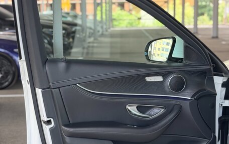 Mercedes-Benz E-Класс, 2020 год, 3 850 000 рублей, 7 фотография