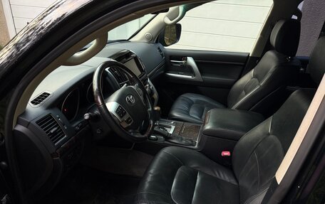 Toyota Land Cruiser 200, 2012 год, 4 500 000 рублей, 11 фотография