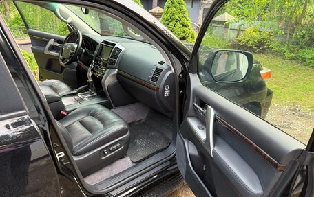 Toyota Land Cruiser 200, 2012 год, 4 500 000 рублей, 14 фотография