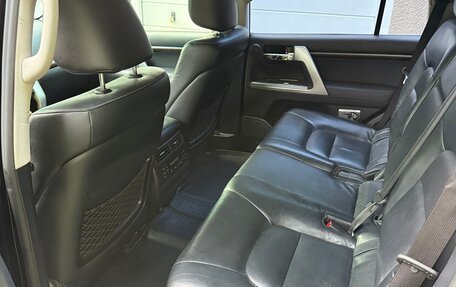 Toyota Land Cruiser 200, 2012 год, 4 500 000 рублей, 17 фотография