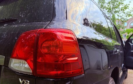 Toyota Land Cruiser 200, 2012 год, 4 500 000 рублей, 23 фотография